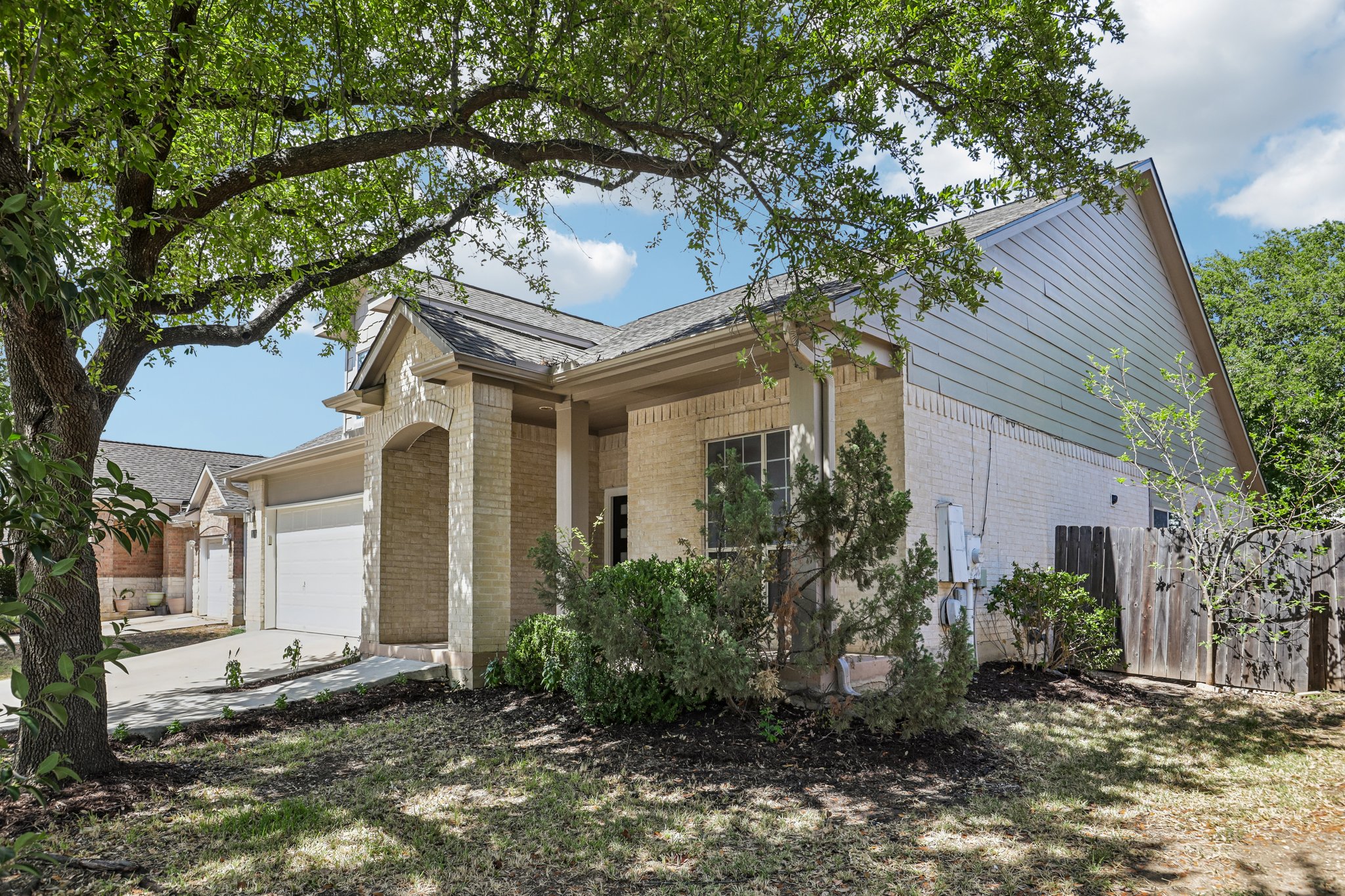 Century Park Blvd-S1109-005.jpg