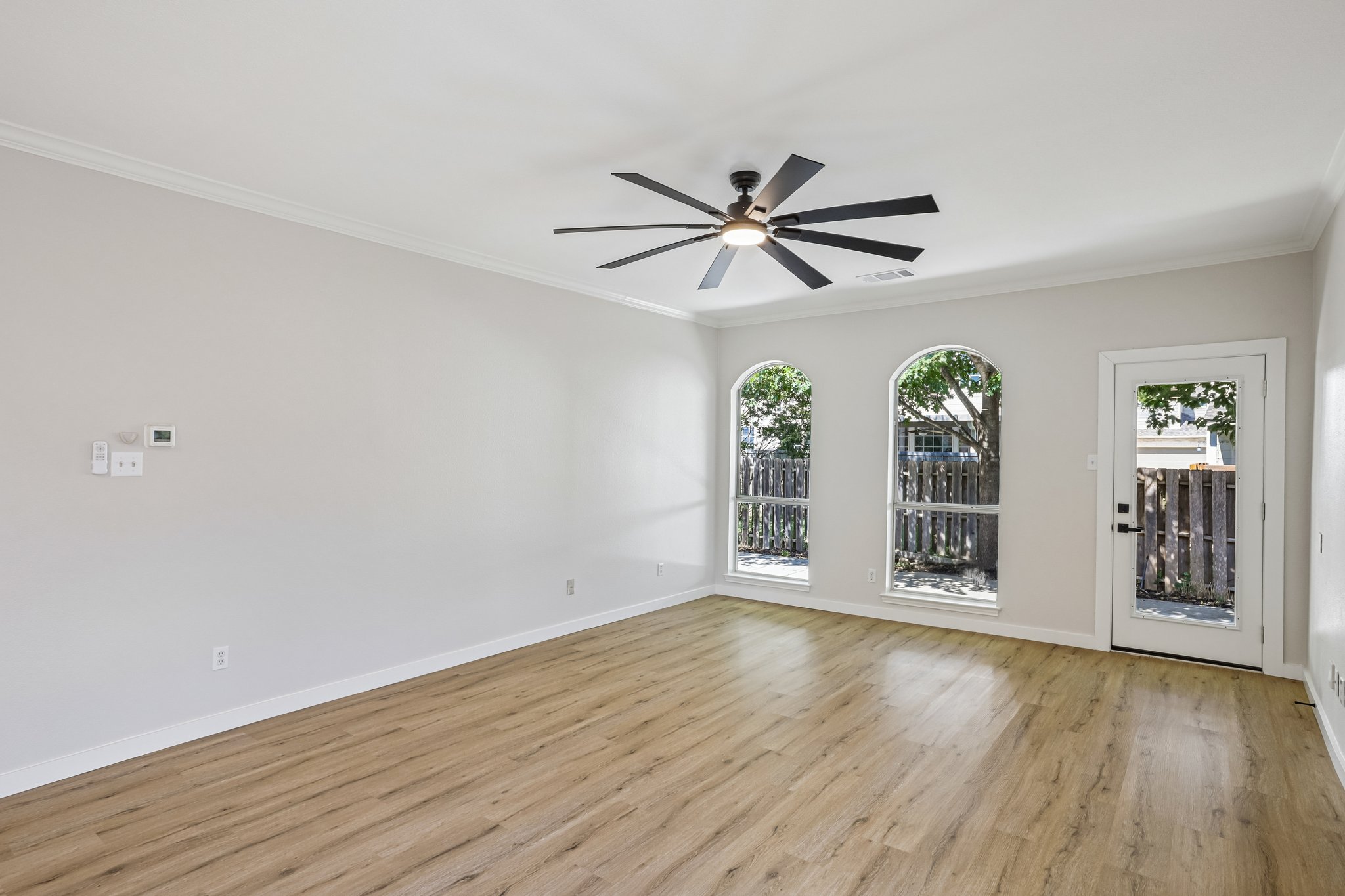 Century Park Blvd-S1109-019.jpg