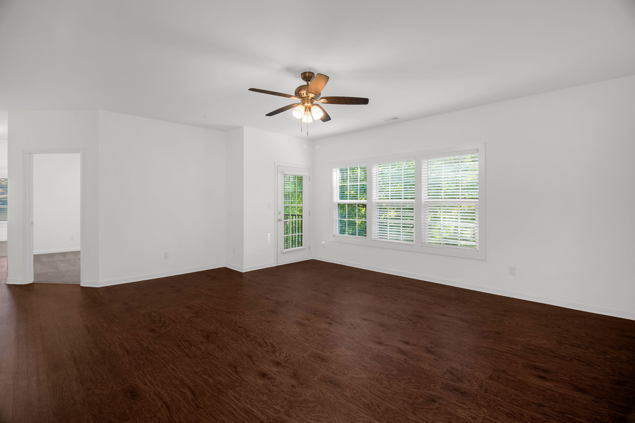 2608 Pennoak Way-6