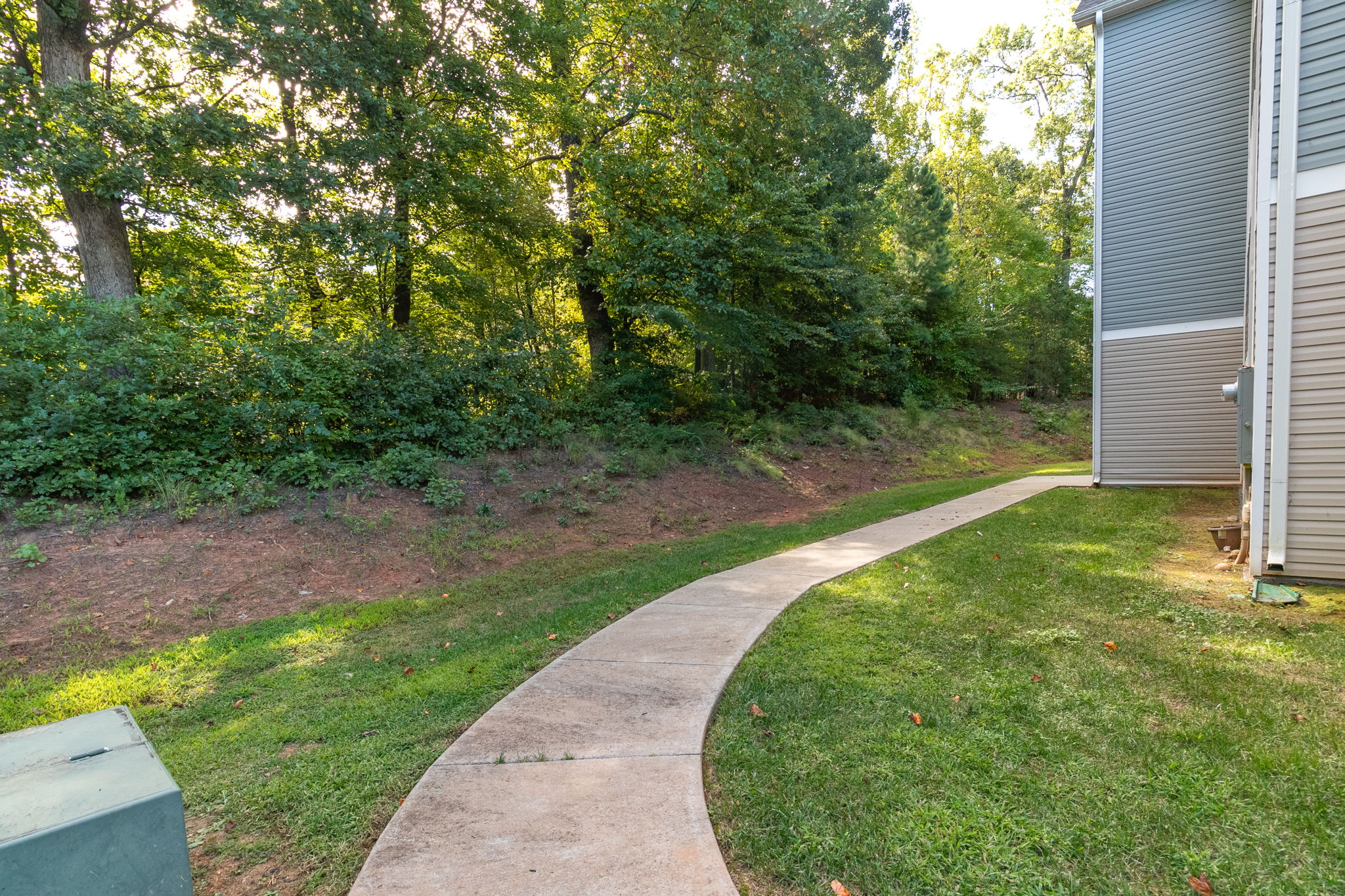 2608 Pennoak Way-28