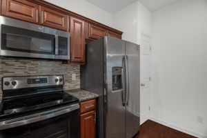 2608 Pennoak Way-14