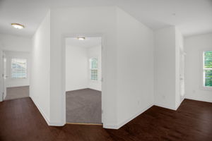 2608 Pennoak Way-15