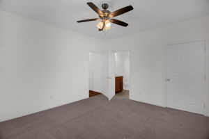 2608 Pennoak Way-18