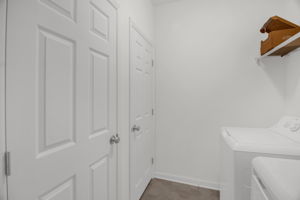 2608 Pennoak Way-24