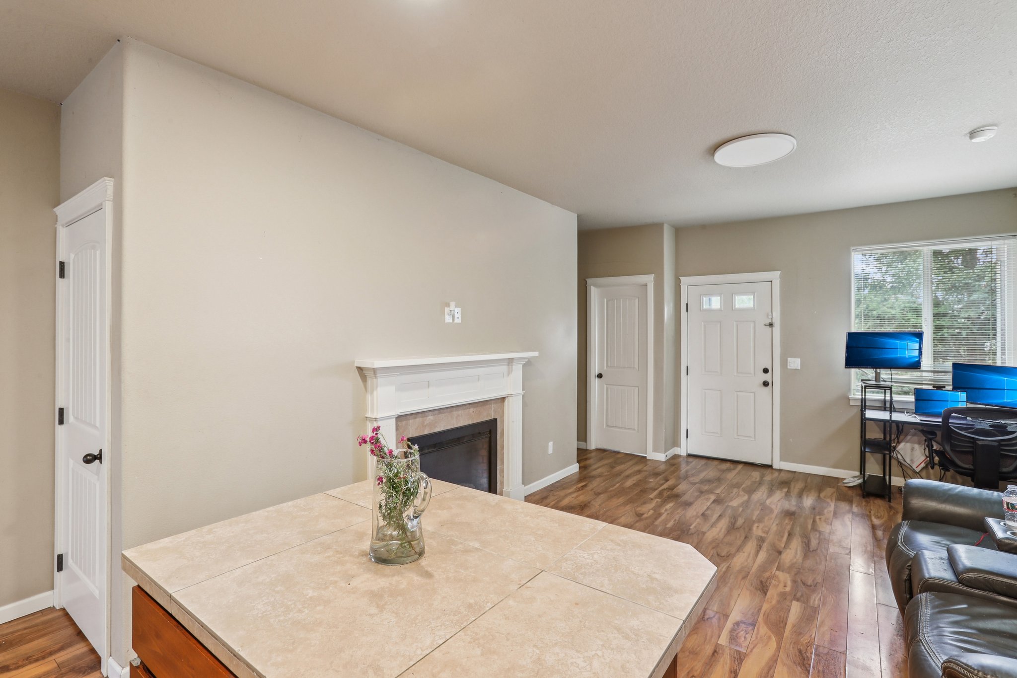 Princeton Pl-S1602-018.jpg