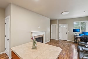 Princeton Pl-S1602-018.jpg