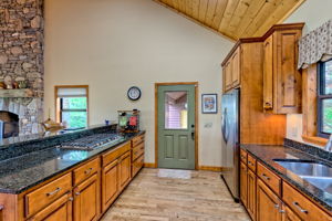  Photo 15