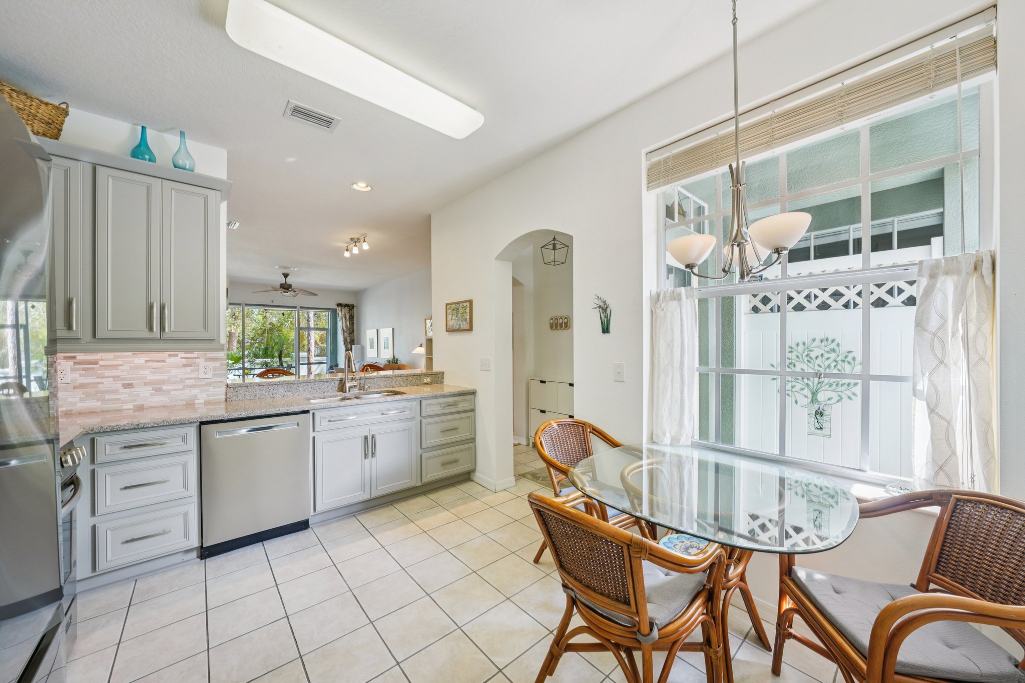 Chelsea Manor Blvd-S0403-021.jpg