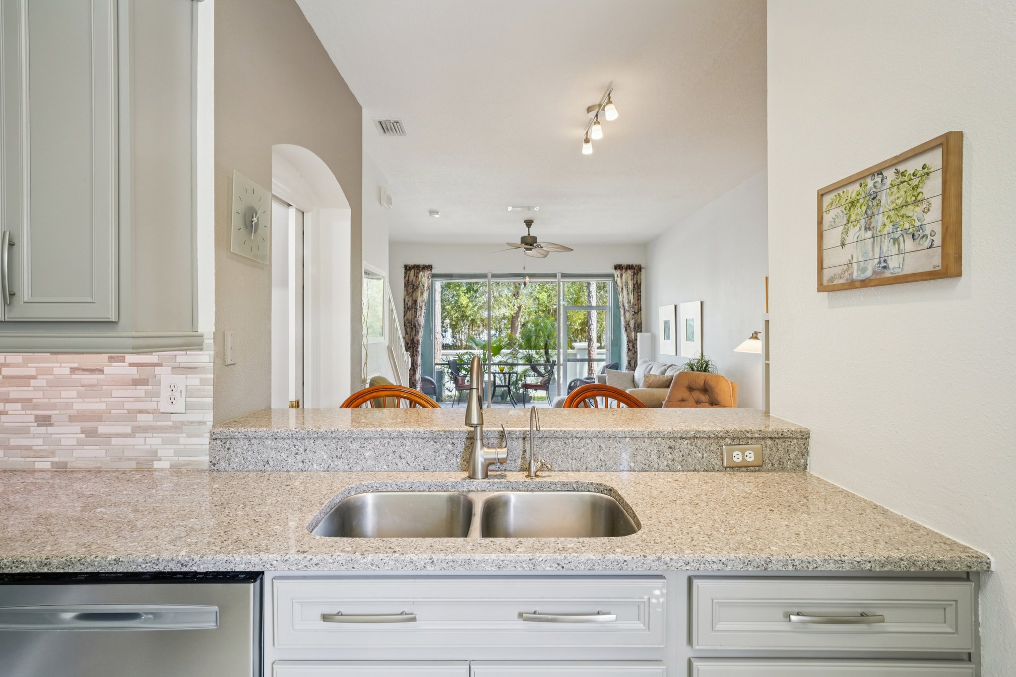 Chelsea Manor Blvd-S0403-030.jpg