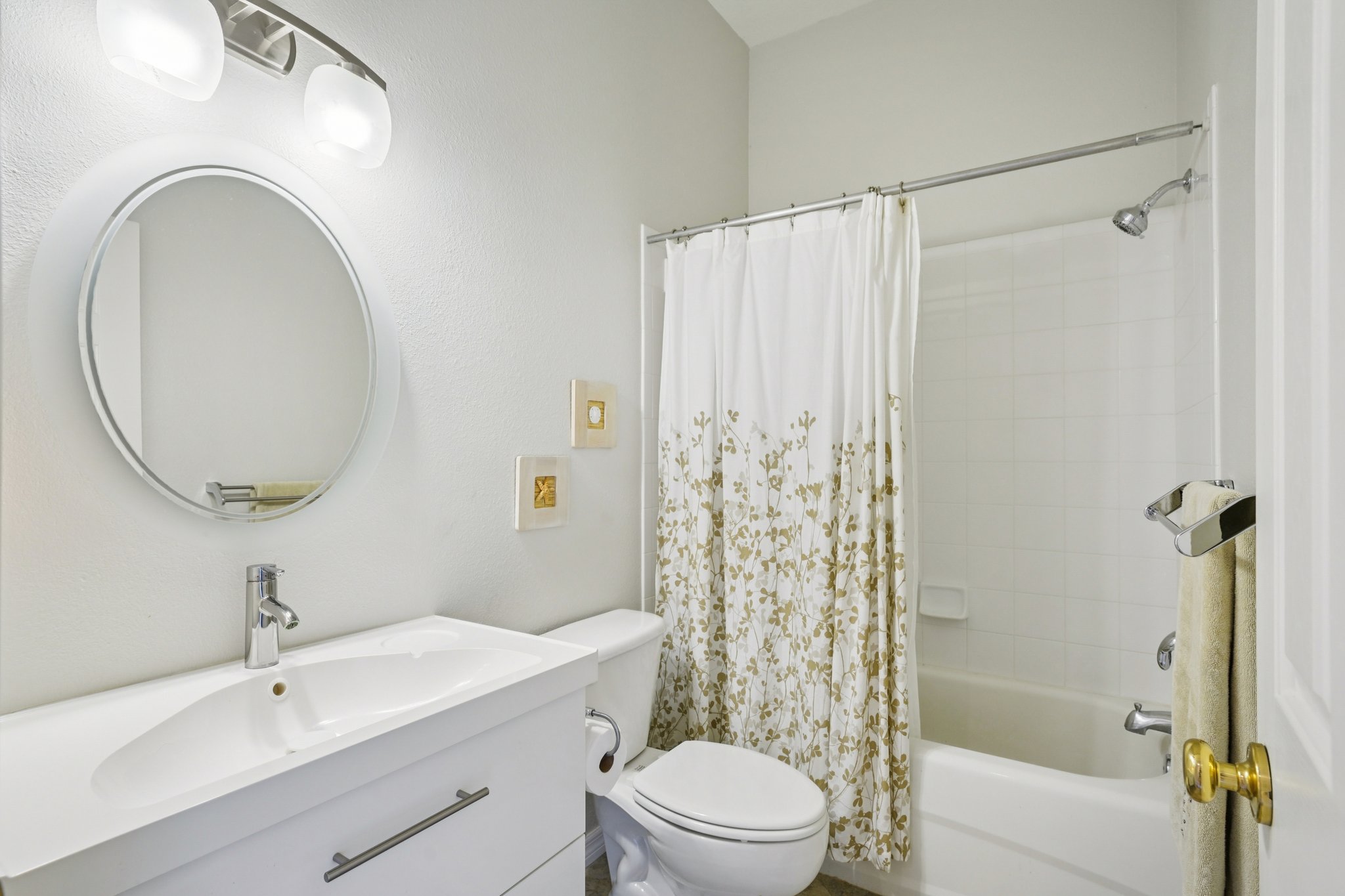 Chelsea Manor Blvd-S0403-037.jpg