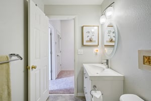 Chelsea Manor Blvd-S0403-039.jpg