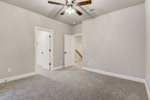 Gavin Dr-042