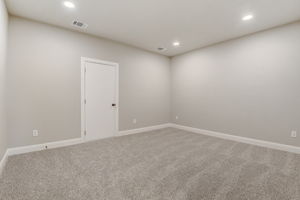 Gavin Dr-039