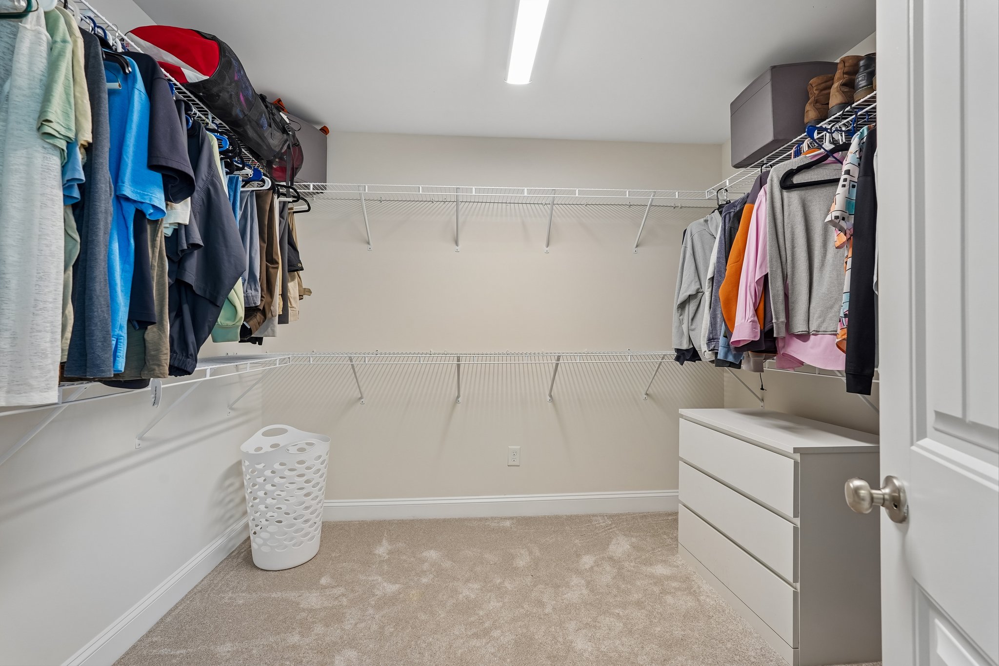 Lakefront Dr-S2504-040.jpg