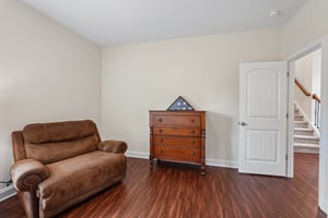 Lakefront Dr-S2504-056.jpg