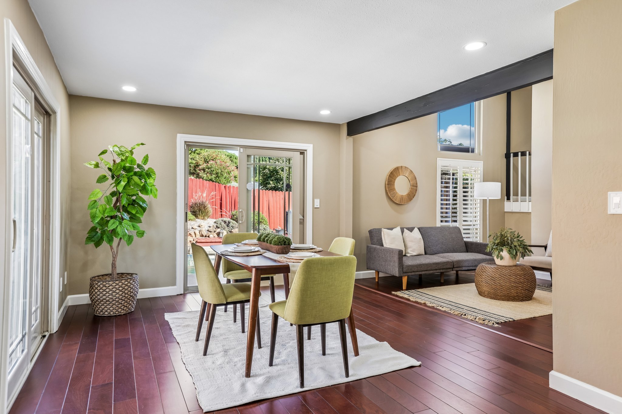 2609 Moraga Dr-S0210-013.jpg