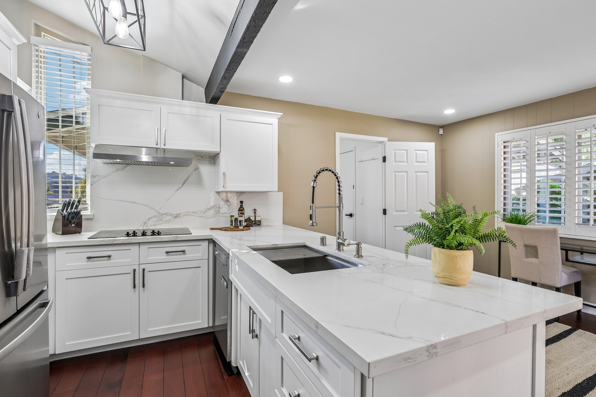 2609 Moraga Dr-S0210-022.jpg