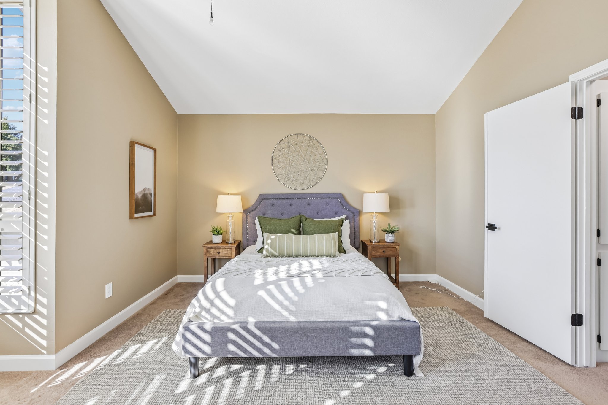 2609 Moraga Dr-S0210-046.jpg
