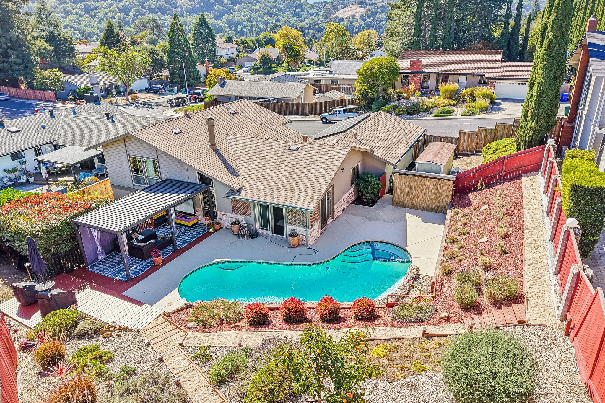 2609 Moraga Dr-S0210-087.jpg