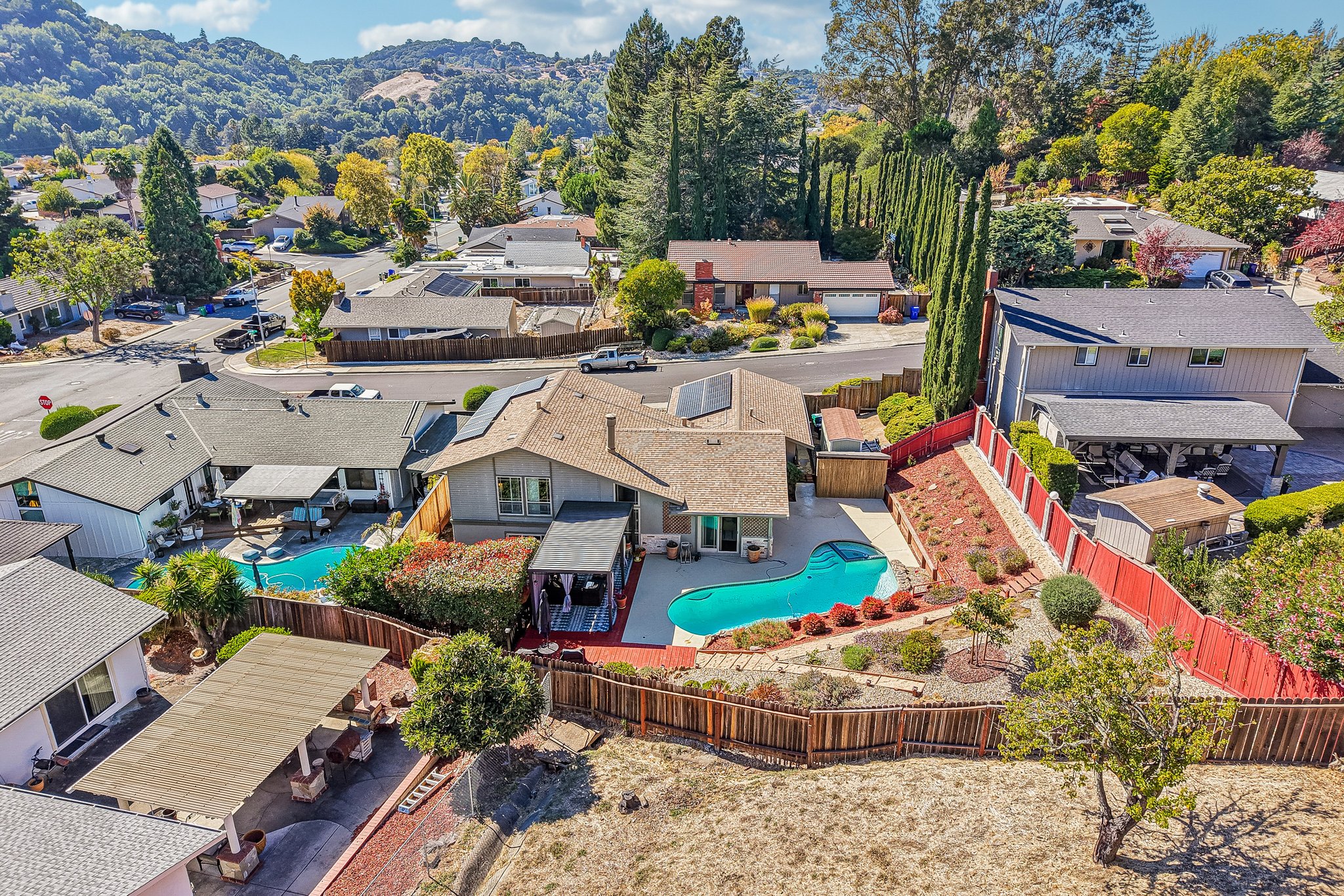 2609 Moraga Dr-S0210-092.jpg