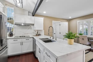 2609 Moraga Dr-S0210-022.jpg
