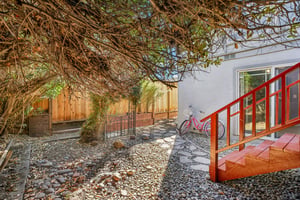 2609 Moraga Dr-S0210-068.jpg