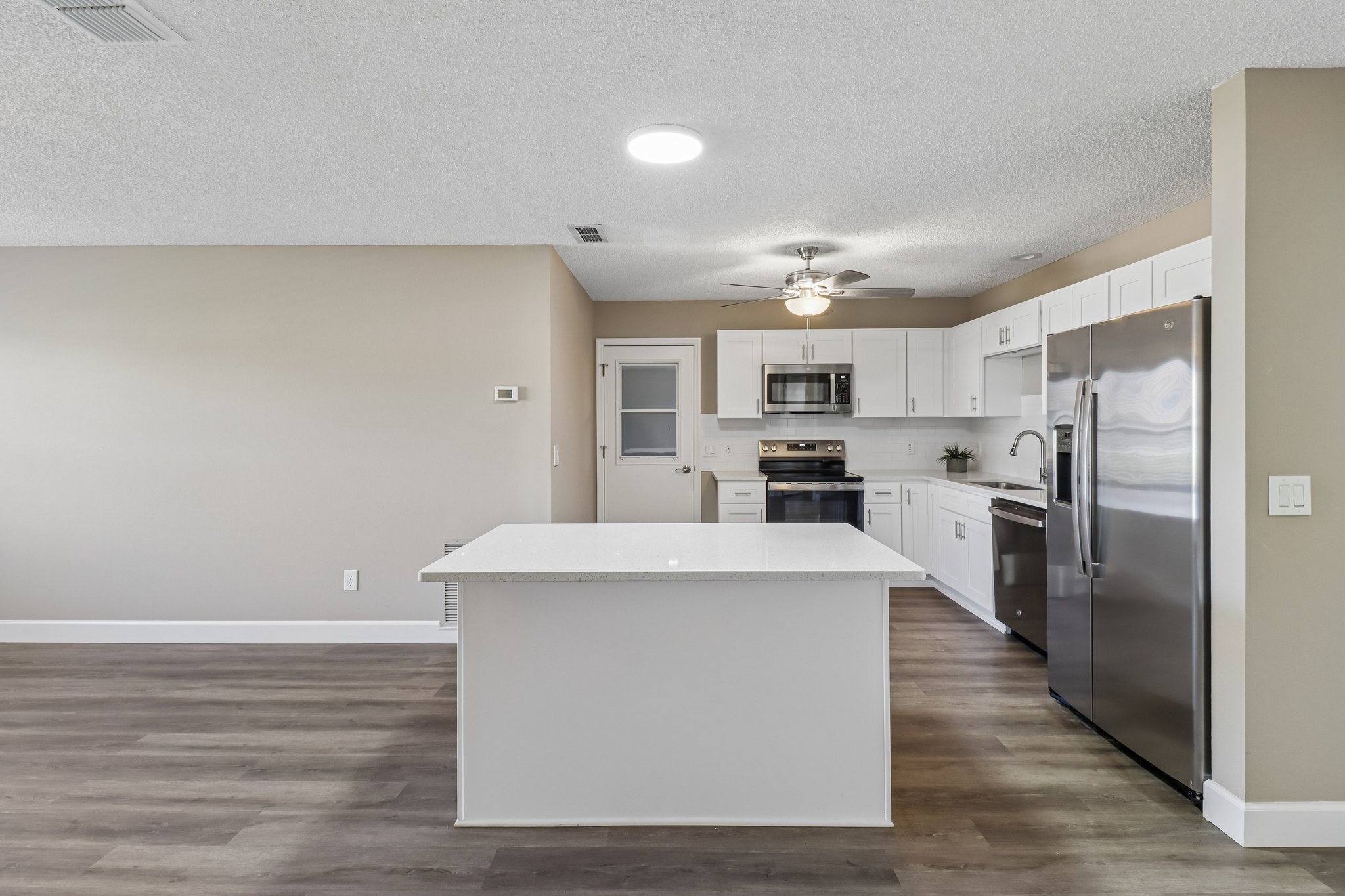 Privada Dr-S1108-012.jpg