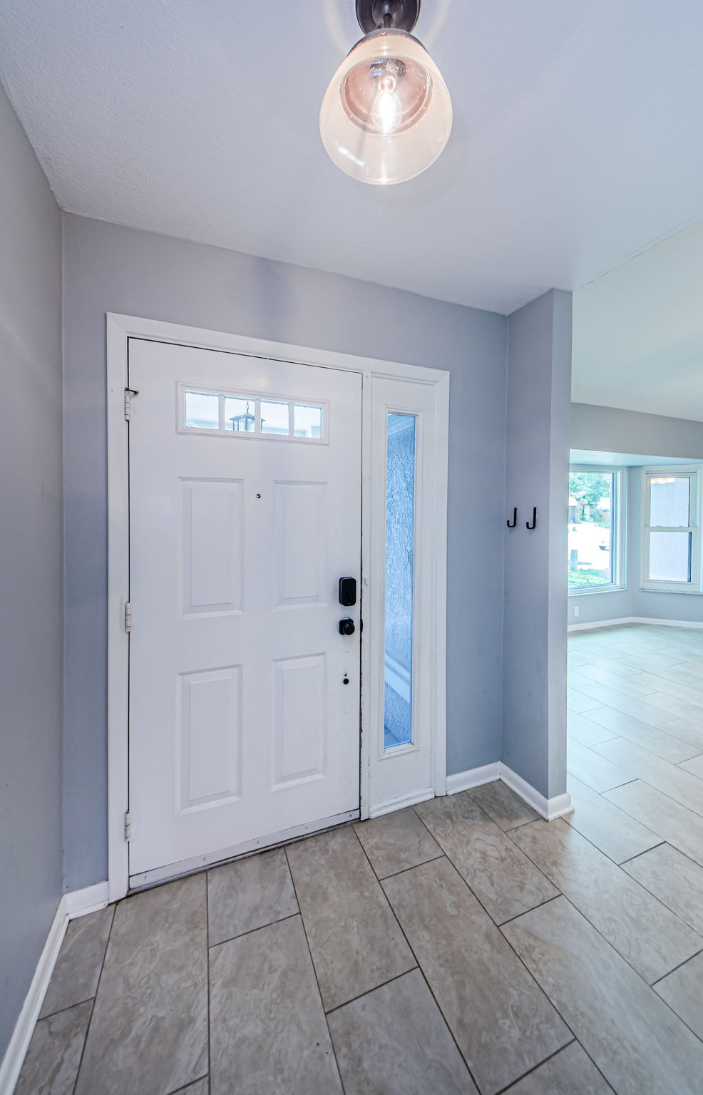 Foyer 1-2