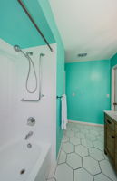 Bathroom 2b