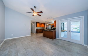 Family Room 3-2