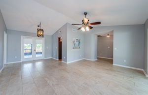 Living Room 2-2