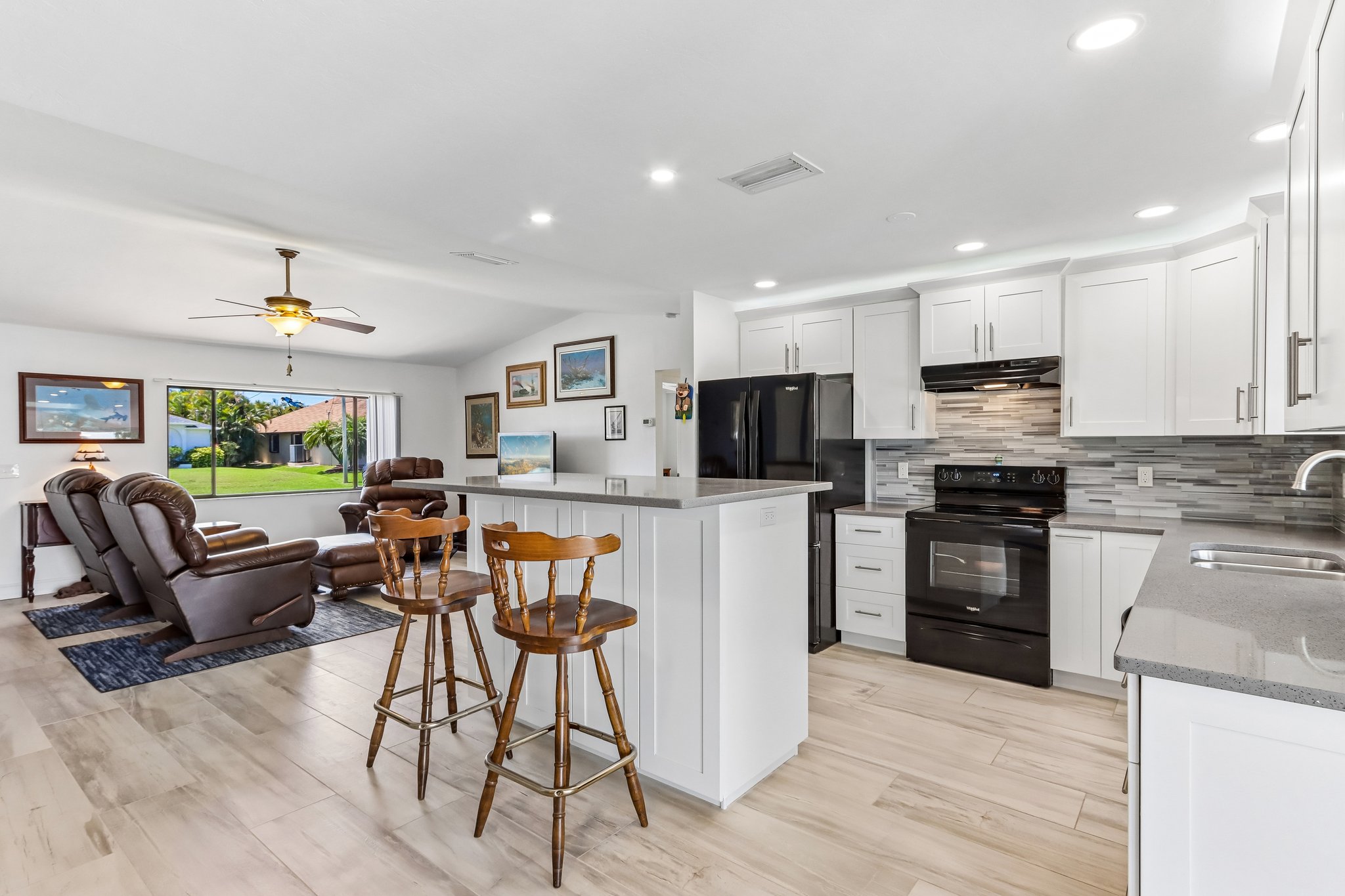 SW 37th St-S2604-010.jpg