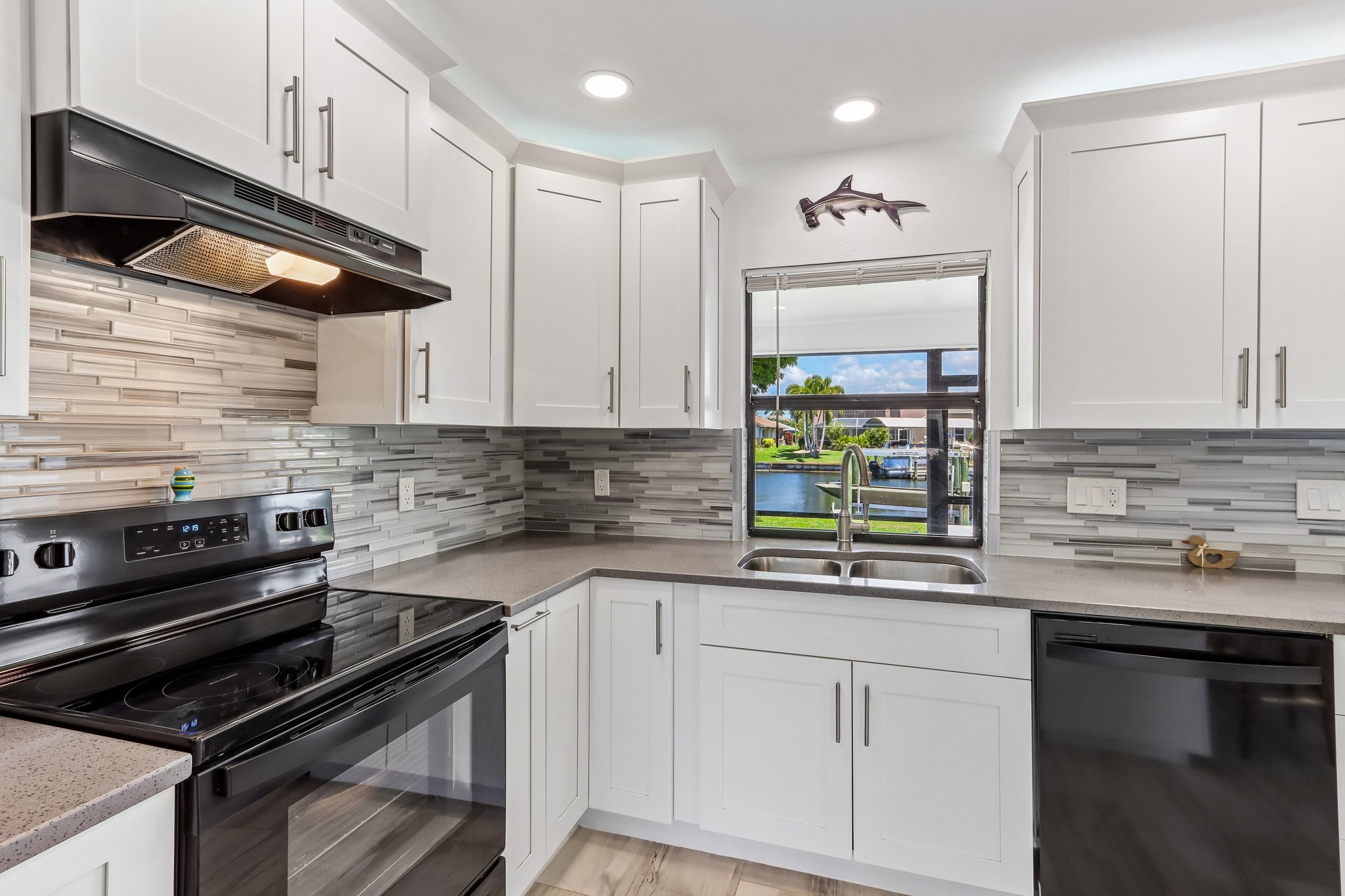 SW 37th St-S2604-011.jpg