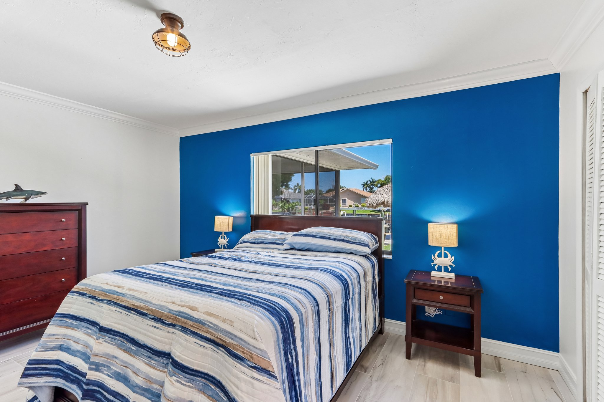 SW 37th St-S2604-014.jpg