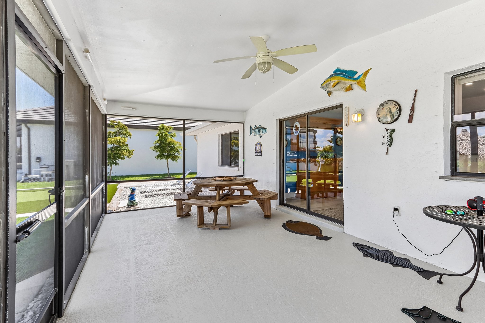 SW 37th St-S2604-021.jpg