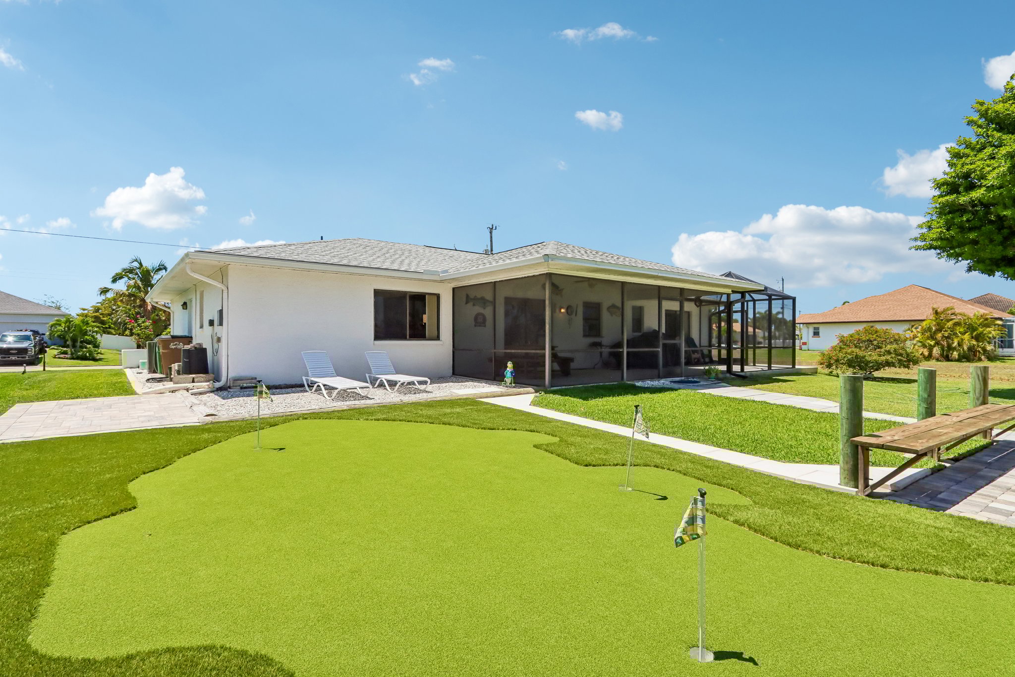 SW 37th St-S2604-027.jpg