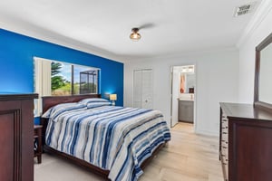 SW 37th St-S2604-012.jpg