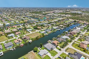 SW 37th St-S2604-045.jpg