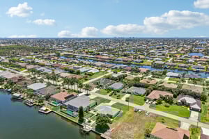 SW 37th St-S2604-050.jpg