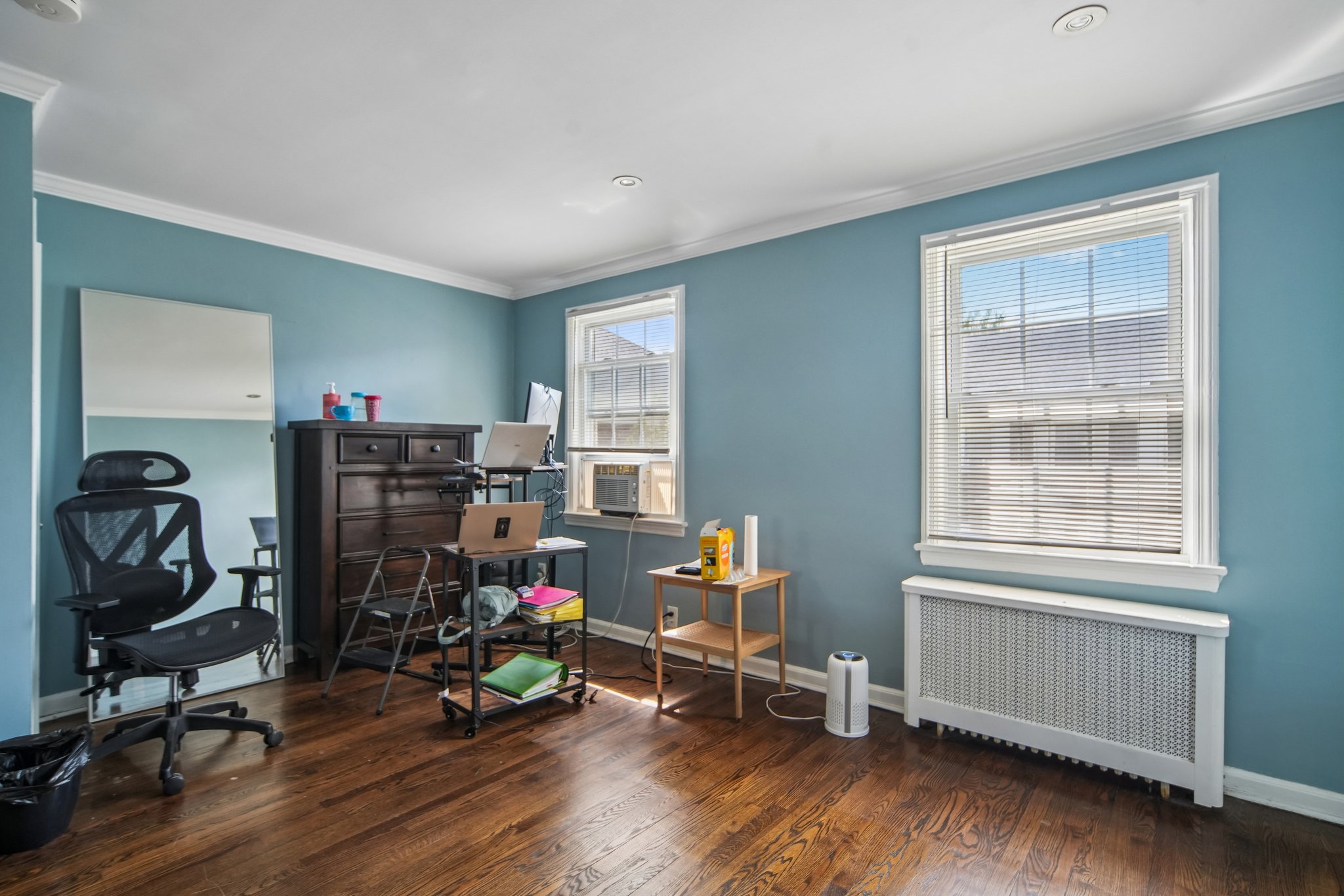 Elmwood Ave-S2105-016.jpg