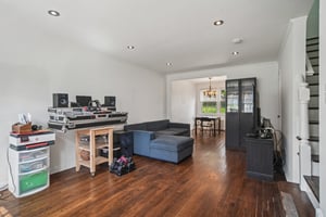 Elmwood Ave-S2105-007.jpg