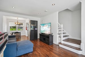 Elmwood Ave-S2105-008.jpg