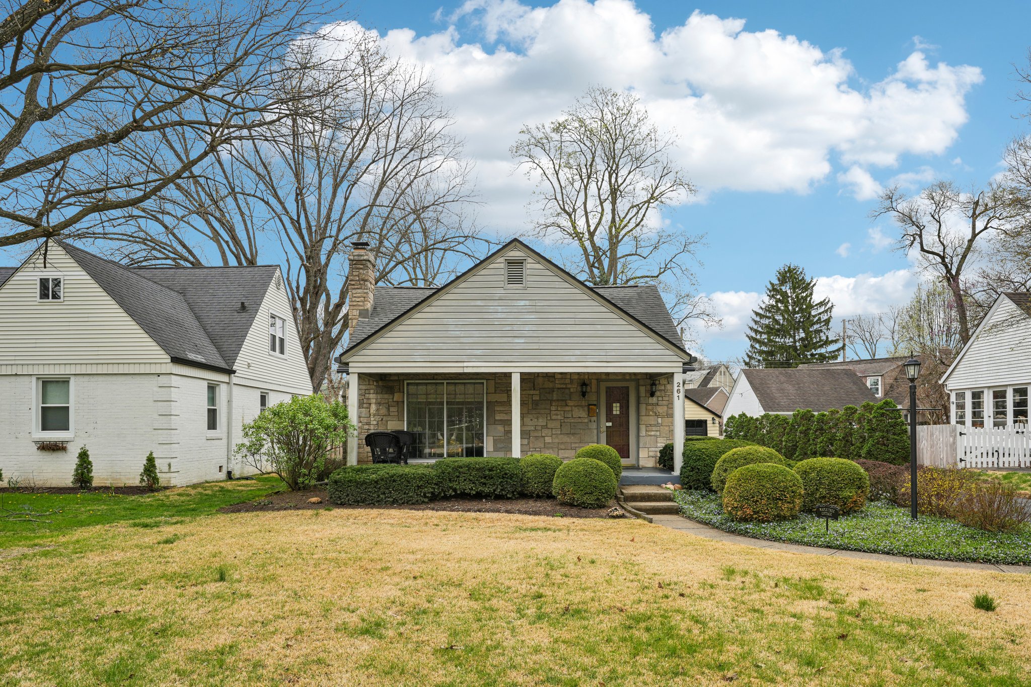 W Westfield Blvd-S0304-004.jpg