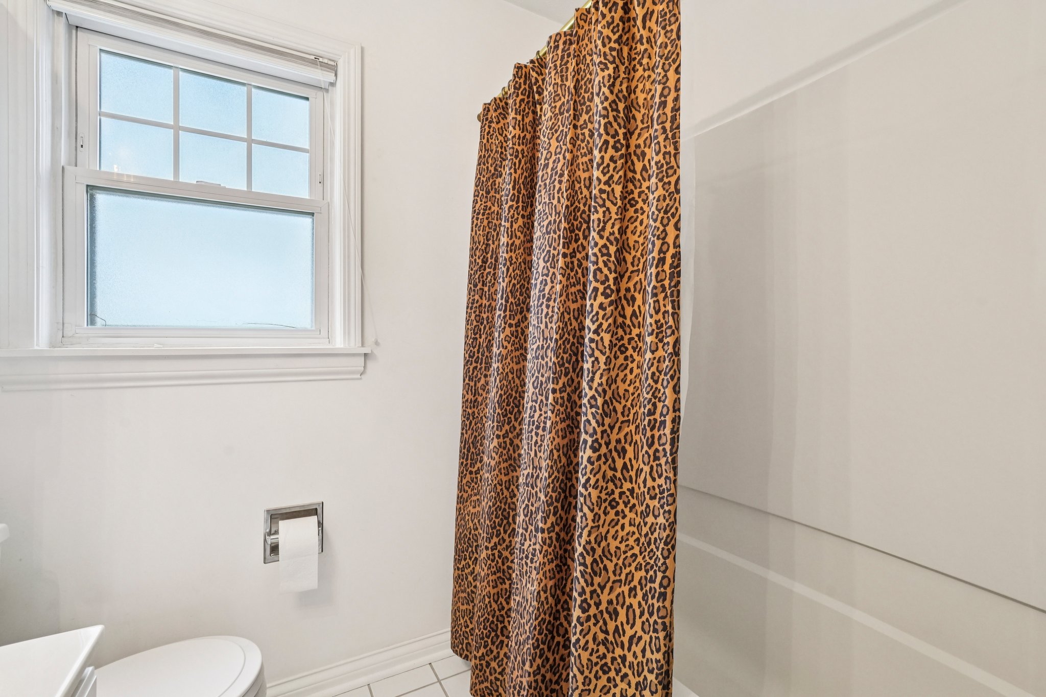 W Westfield Blvd-S0304-033.jpg