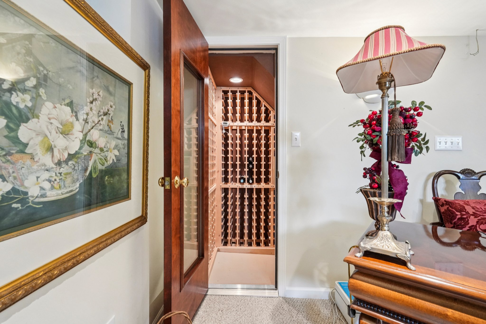 W Westfield Blvd-S0304-043.jpg