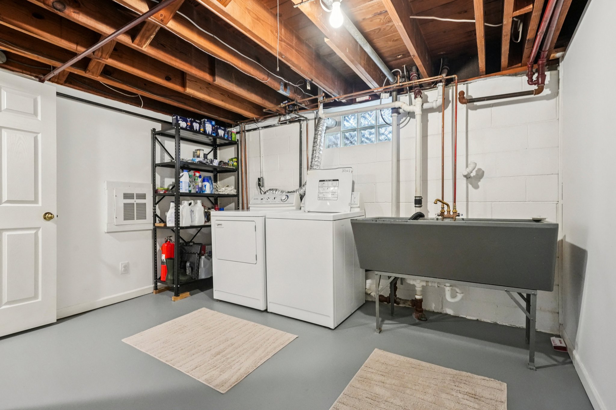 W Westfield Blvd-S0304-051.jpg