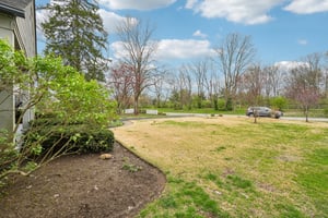 W Westfield Blvd-S0304-006.jpg