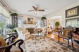 W Westfield Blvd-S0304-010.jpg