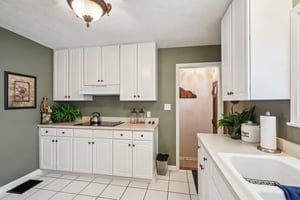 W Westfield Blvd-S0304-018.jpg