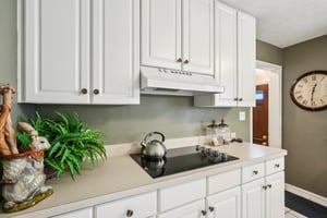 W Westfield Blvd-S0304-023.jpg